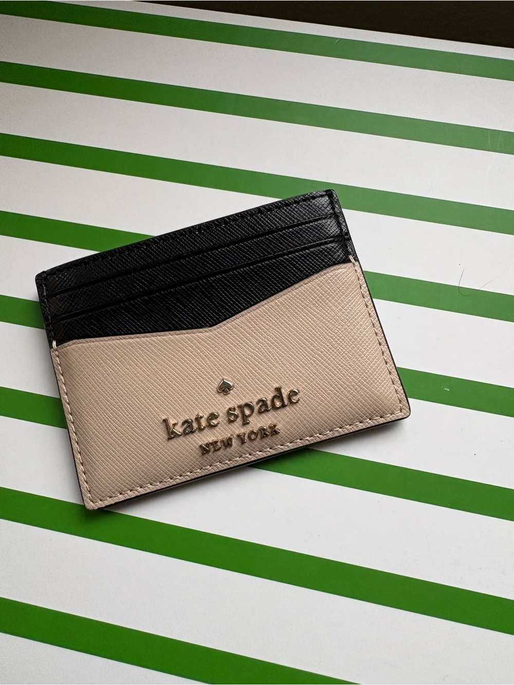 kate spade Black & Beige Bi-Color Saffiano Card Case